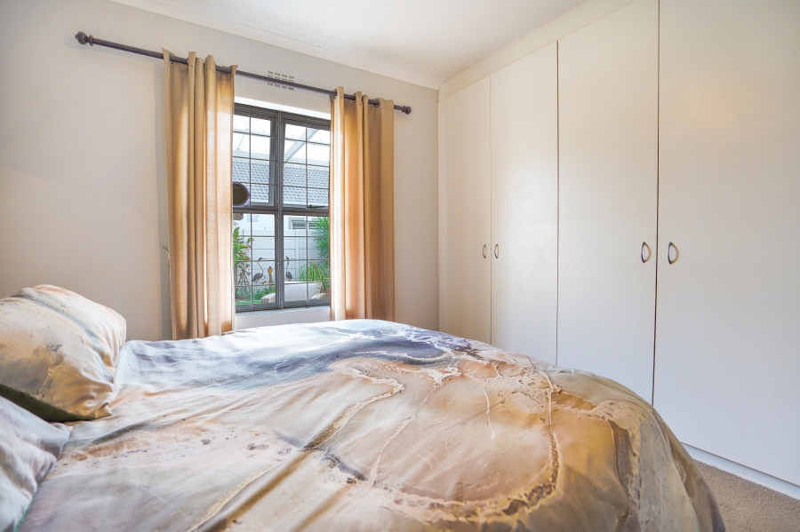 To Let 2 Bedroom Property for Rent in Sunningdale Western Cape